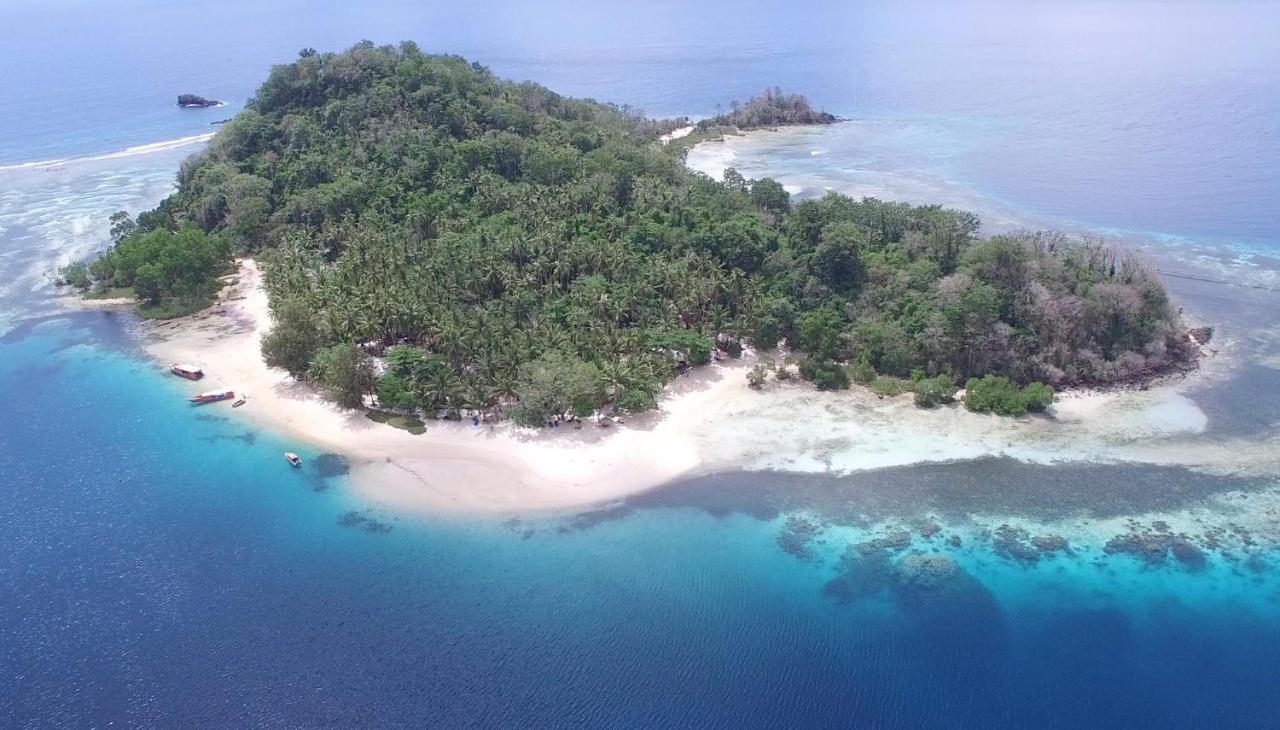 Blue Bay Divers Likupang Bangka المظهر الخارجي الصورة