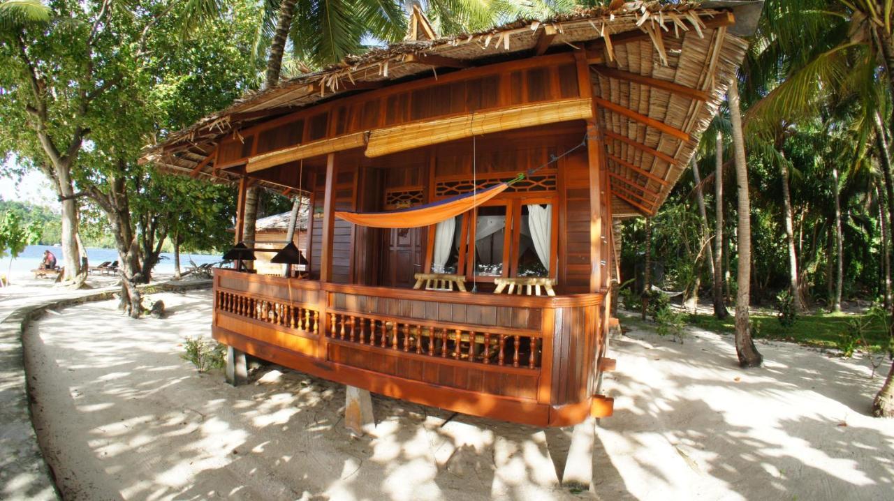 Blue Bay Divers Likupang Bangka المظهر الخارجي الصورة